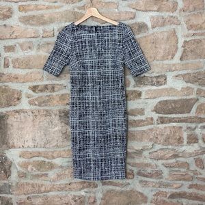 A Pea in the Pod Sheath Dress